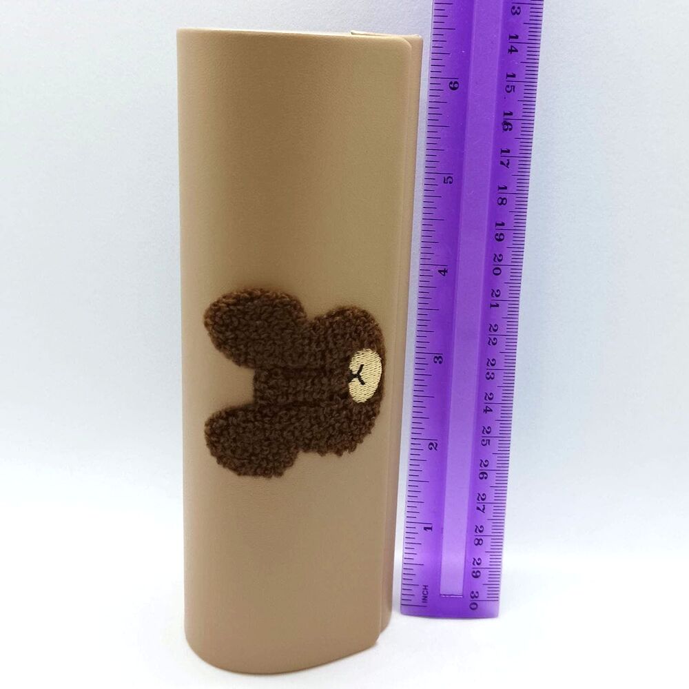 Embroidered bear eyeglasses case. - Picture 4 of 4
